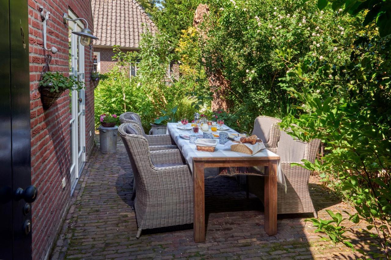 Huys En Hoff Aen Den Haspel *